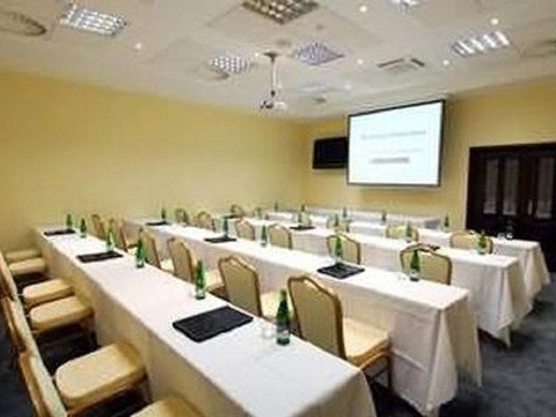 Palace Hotel Polom Zilina Bagian luar foto