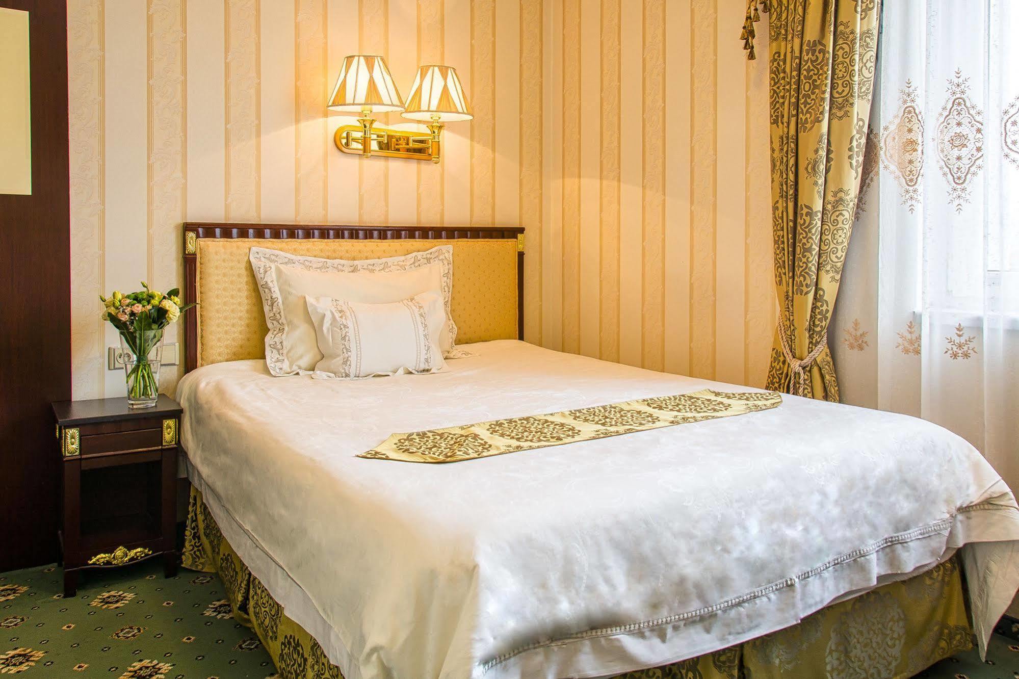 Palace Hotel Polom Zilina Bagian luar foto