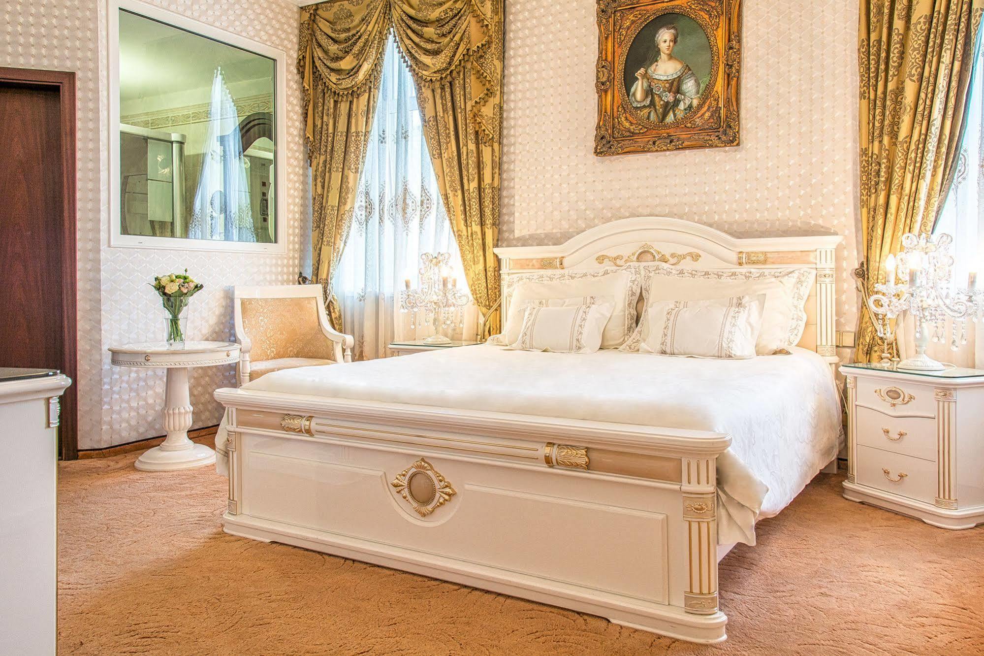 Palace Hotel Polom Zilina Bagian luar foto