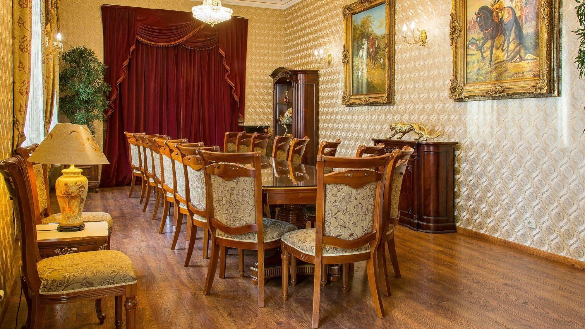 Palace Hotel Polom Zilina Bagian luar foto