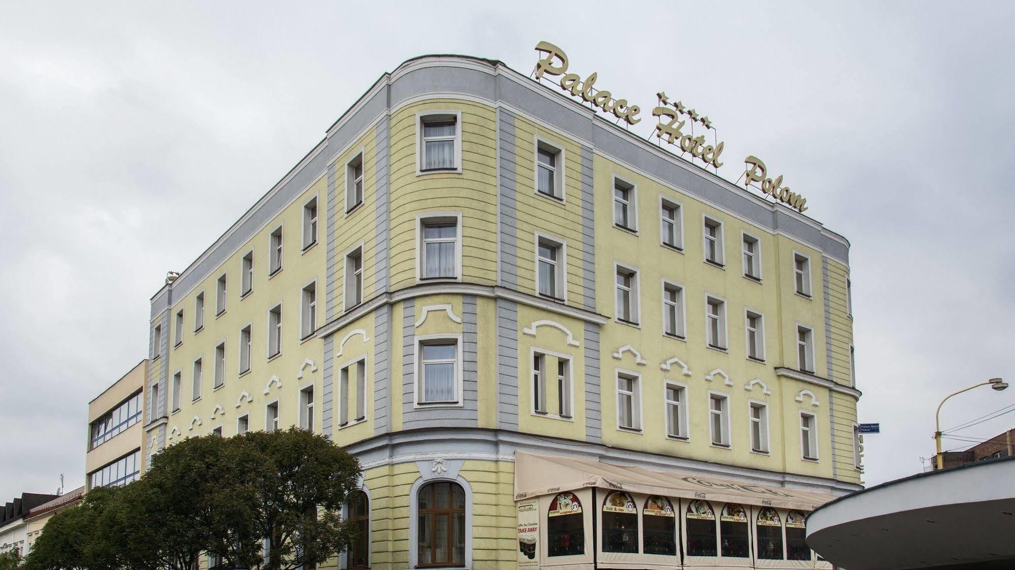 Palace Hotel Polom Zilina Bagian luar foto